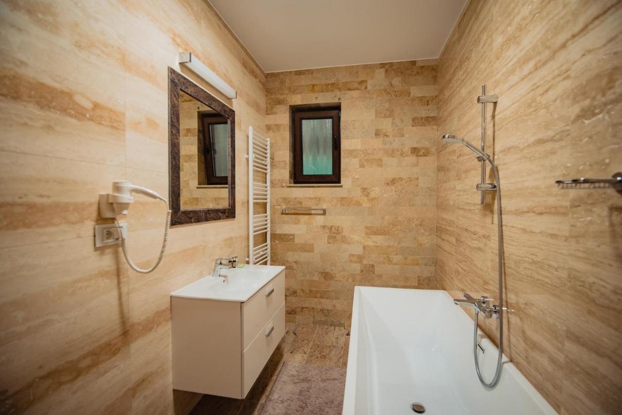 Casa Maiereana Hotel Anies Ngoại thất bức ảnh